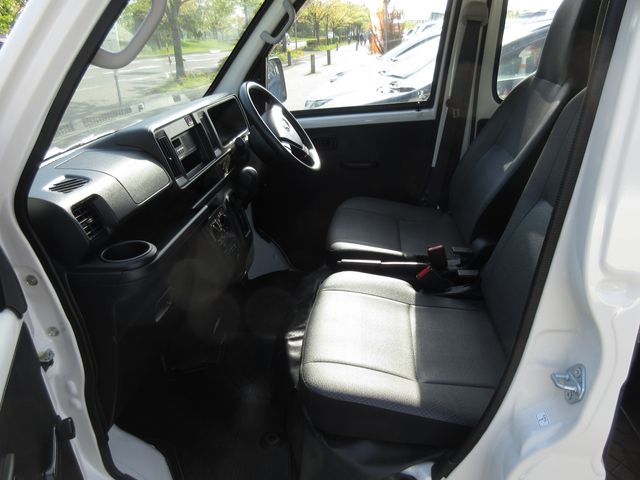 Daihatsu HIJET CARGO 2018-09 13372-5