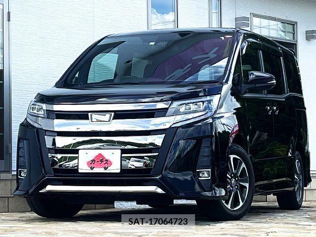 Toyota NOAH 2018-03 334724-0