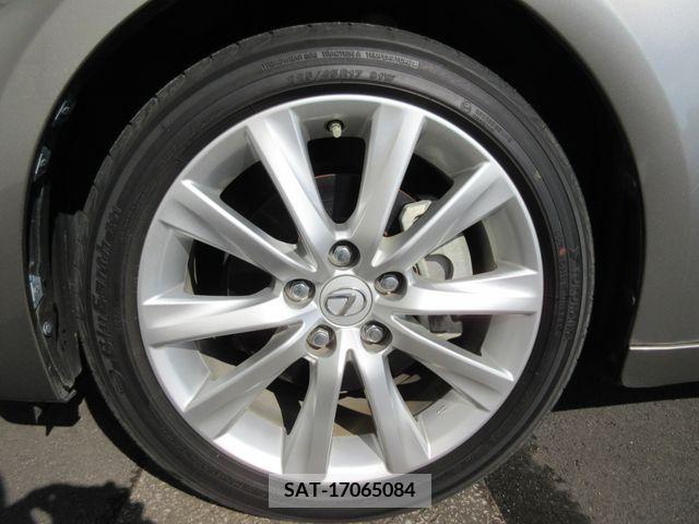 Lexus IS 2014-07 208657-17