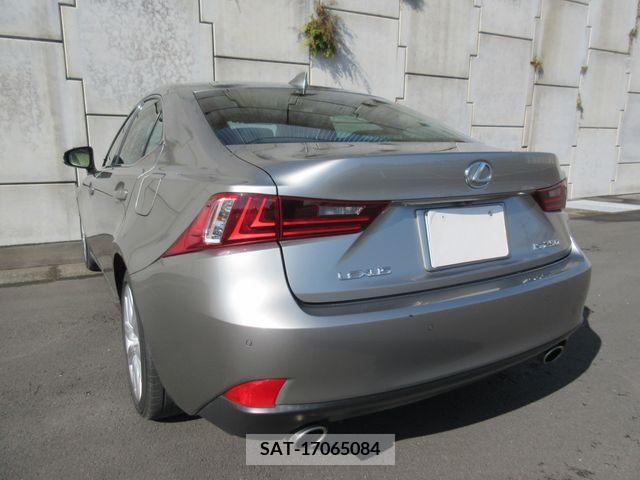 Lexus IS 2014-07 208657-14
