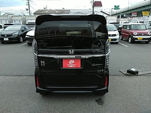 Honda N BOX CUSTOM 2018-12 180795-4