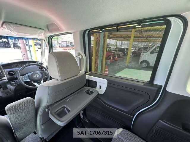 Honda N BOX 2023-08 384140-6