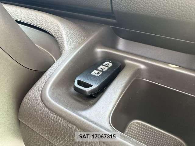 Honda N BOX 2023-08 384140-13
