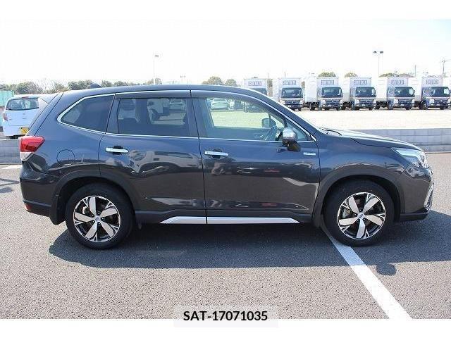 Subaru FORESTER 2018-09 326189-10