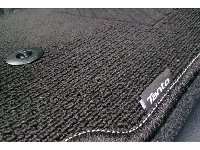 Daihatsu TANTO CUSTOM 2023-03 12463-26