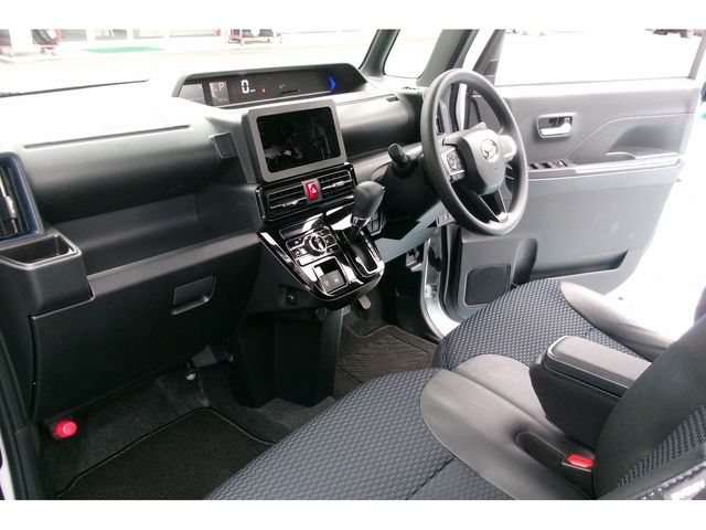 Daihatsu TANTO CUSTOM 2023-03 12463-15