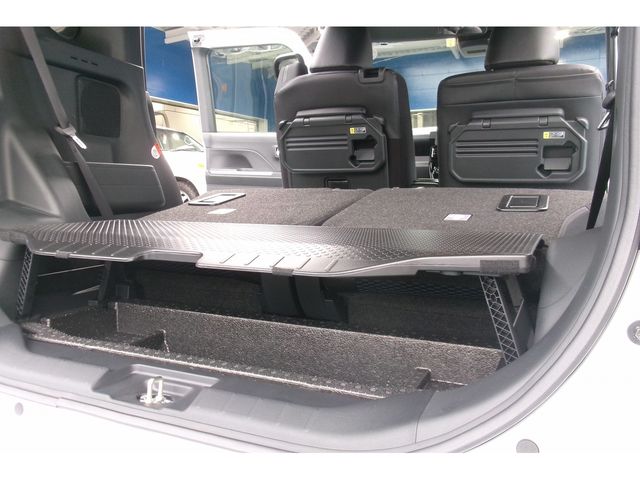 Daihatsu TANTO CUSTOM 2023-03 12463-21