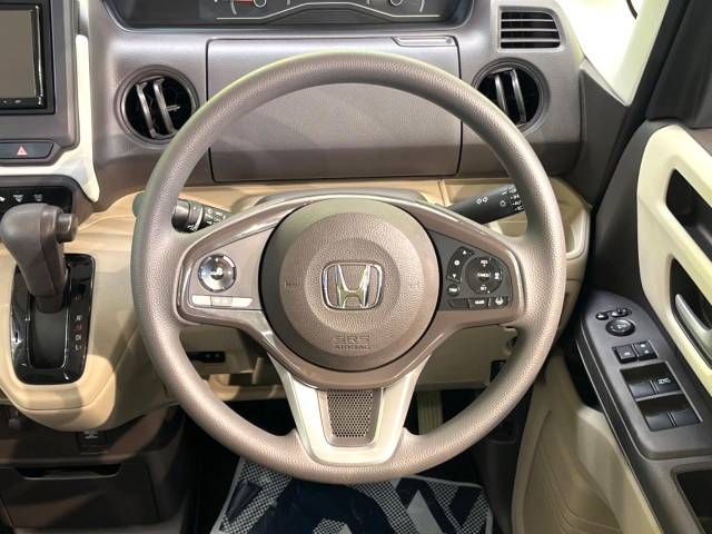 Honda N BOX 2019-03 19755-11