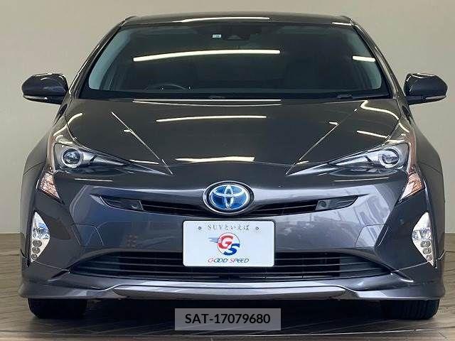 Toyota PRIUS 2016-07 322383-11