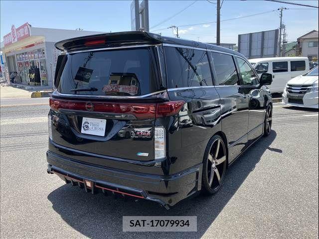 Nissan ELGRAND 2013-03 269319-2