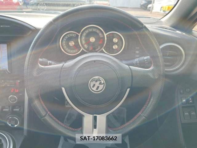 Toyota 86 2012-10 258633-11