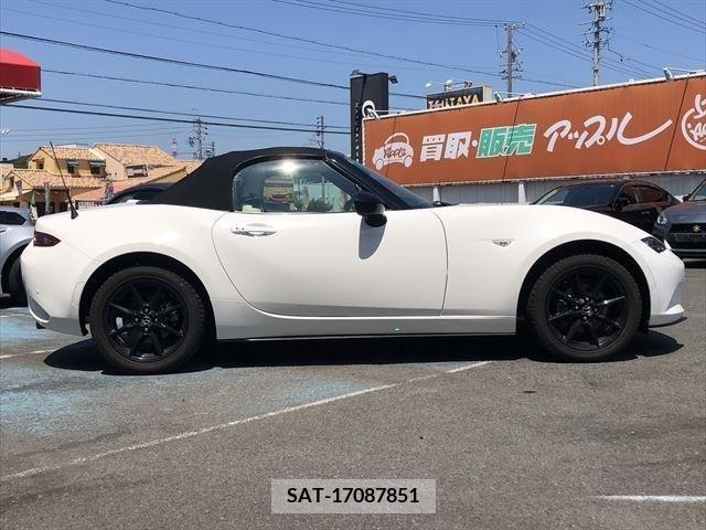 Mazda ROADSTER 2018-09 367261-12