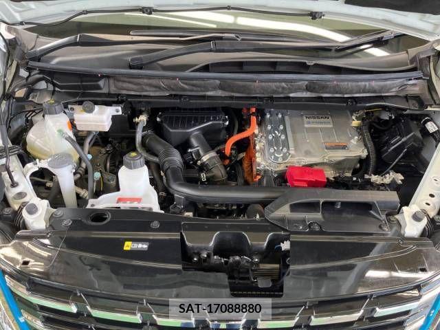 Nissan SERENA 2022-10 345049-19