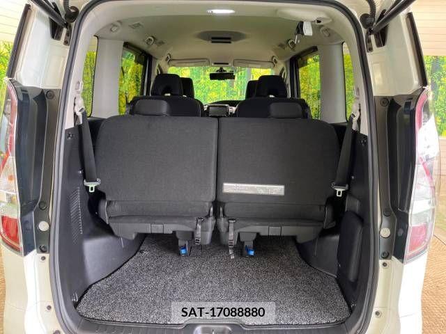Nissan SERENA 2022-10 345049-11