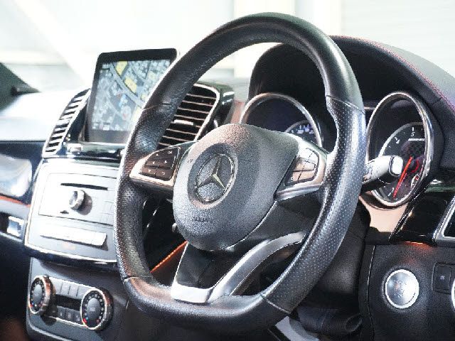 Amg E-CLASS 2018-03 7025-5