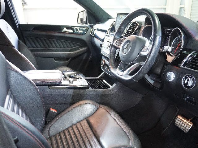 Amg E-CLASS 2018-03 7025-4