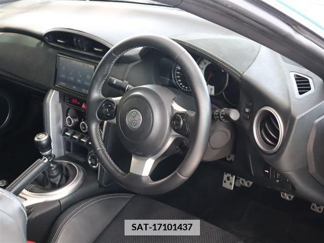 Toyota 86 2020-04 342226-1