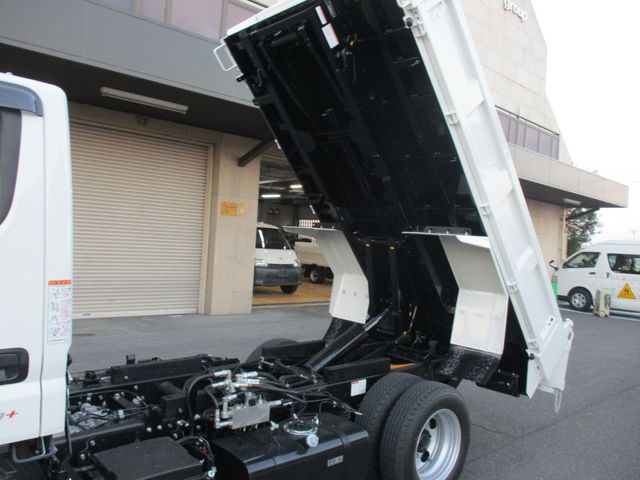 Mitsubishi CANTER 2023-07 186229-8
