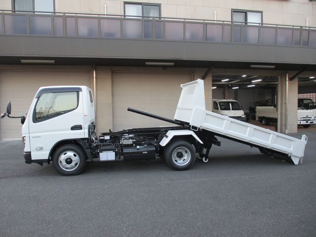 Mitsubishi CANTER 2023-07 186229-3
