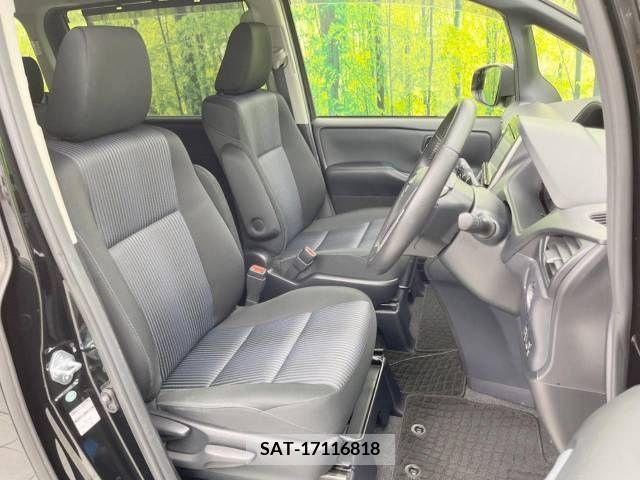 Toyota VOXY 2014-12 321419-7