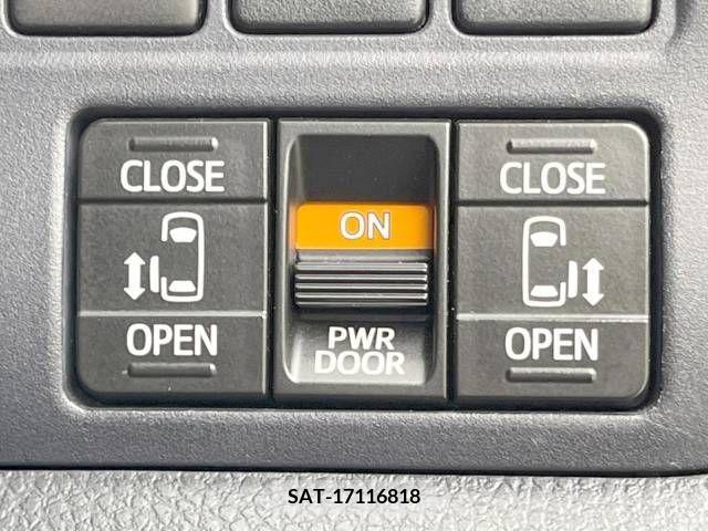 Toyota VOXY 2014-12 321419-5