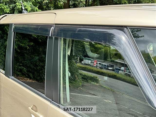 Suzuki PALETTE 2012-03 387147-28