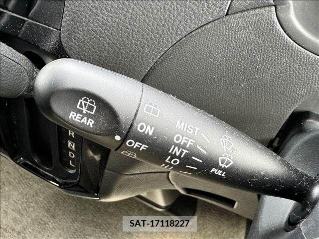 Suzuki PALETTE 2012-03 387147-27