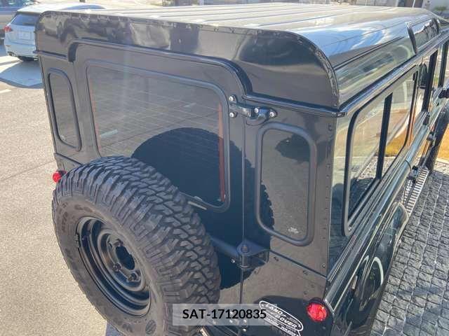 ROVER DEFENDER 2016-04 216088-10