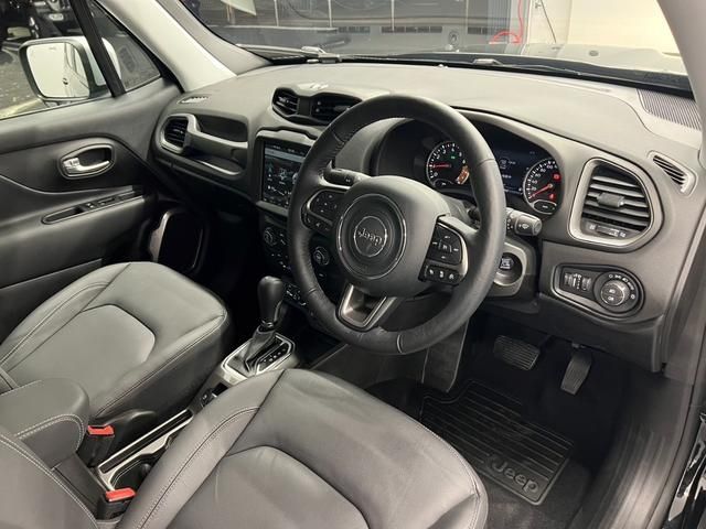 Jeep RENEGADE 2022-06 183192-1