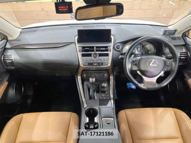 Lexus NX 2018-03 354062-1