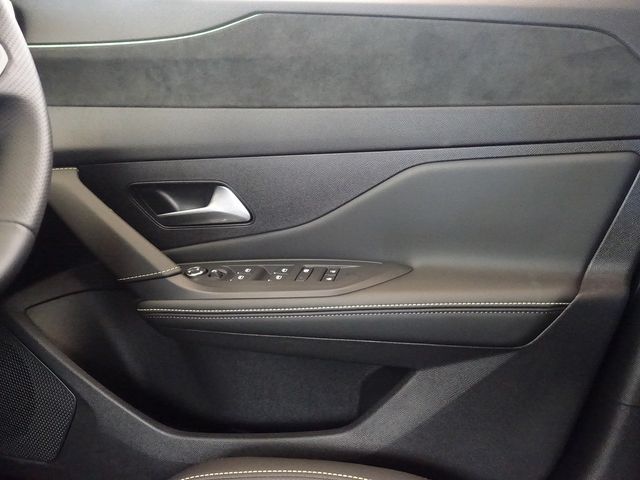 Peugeot 308 2023-01 19174-14