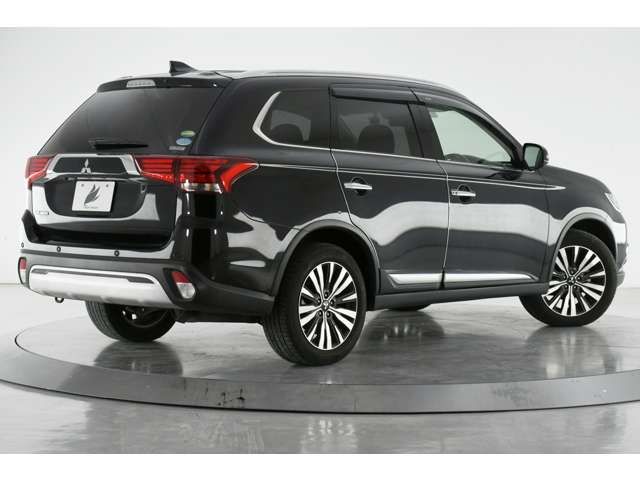 Mitsubishi OUTLANDER 2020-09 23090-5