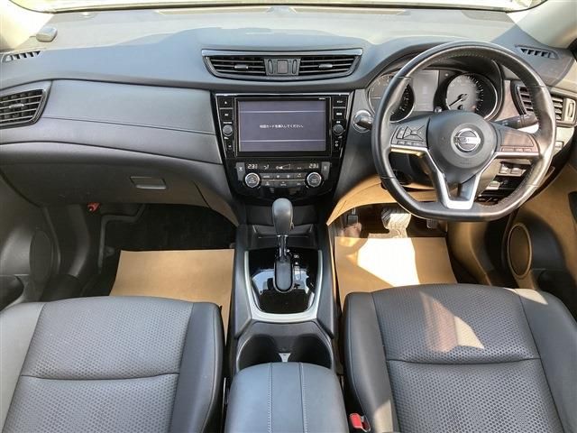 Nissan X-TRAIL 2018-09 186088-2