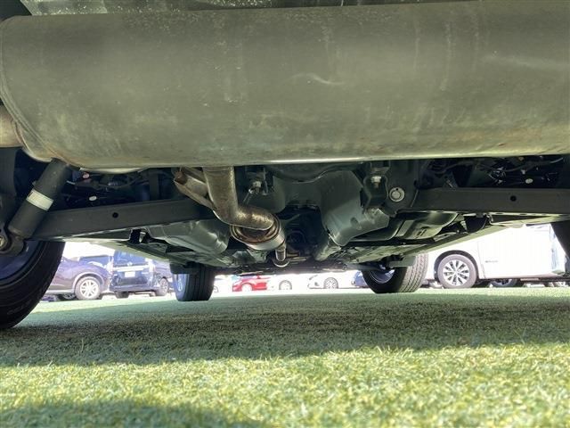 Nissan X-TRAIL 2018-09 186088-13