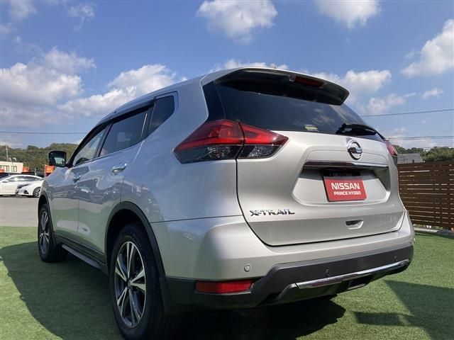 Nissan X-TRAIL 2018-09 186088-28