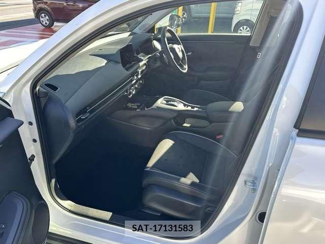 Honda ZR-V 2023-10 209693-4