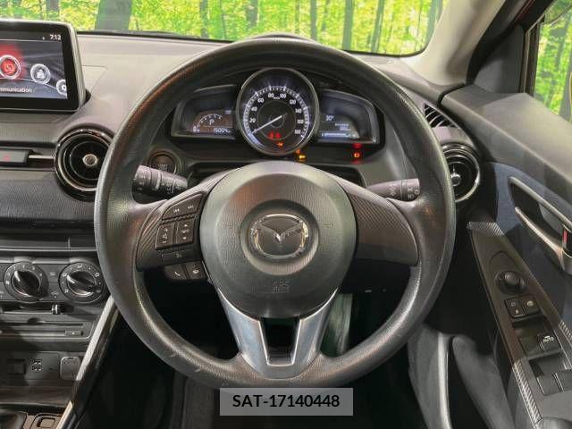 Mazda DEMIO 2016-02 301889-11