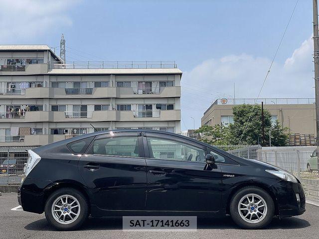 Toyota PRIUS 2010-12 366306-7