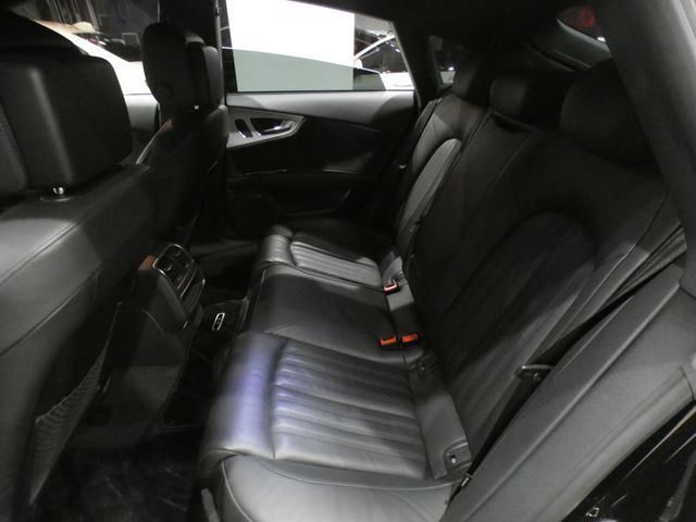 Audi A7 2015-09 9752-3