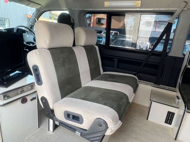 Toyota HIACE WAGON 2011-10 10769-12