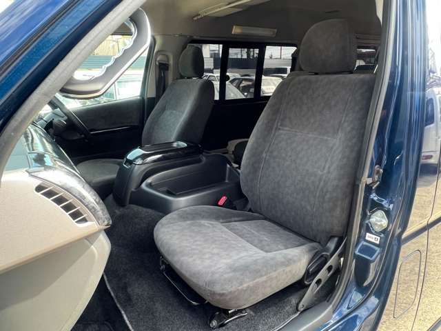 Toyota HIACE WAGON 2011-10 10769-8