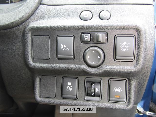 Nissan NOTE 2019-07 349082-4