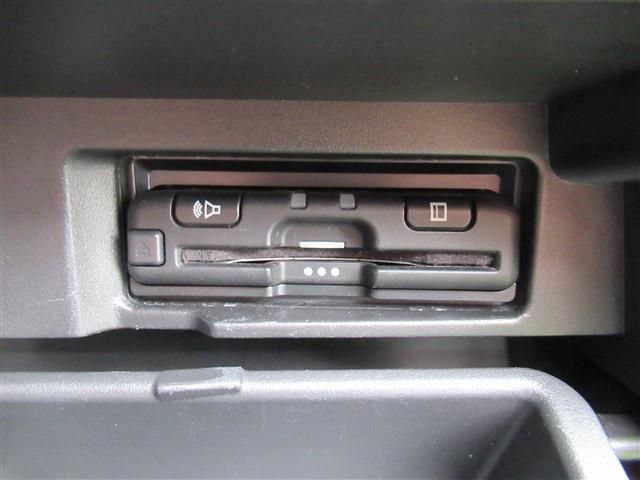 Nissan SERENA 2022-01 191335-14