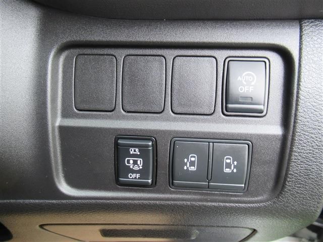 Nissan SERENA 2022-01 191335-20