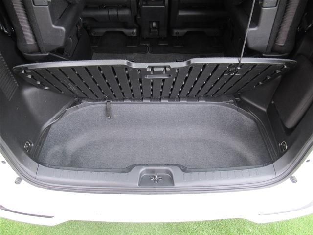 Nissan SERENA 2022-01 191335-28