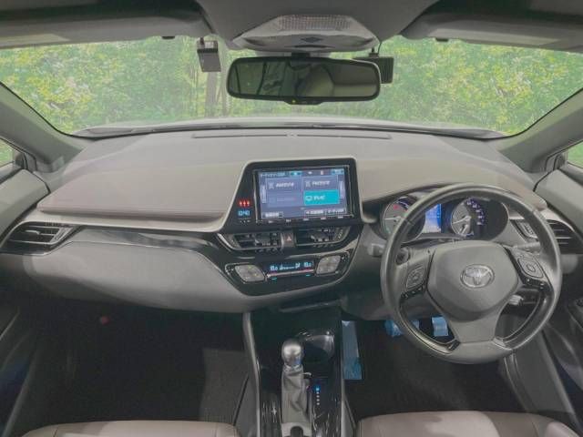 Toyota C-HR 2017-05 193994-1