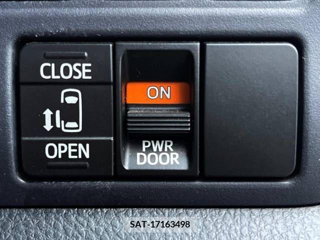Toyota NOAH 2014-09 250439-4