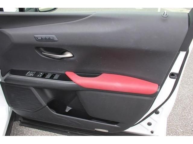 Lexus UX 2020-06 8434-11