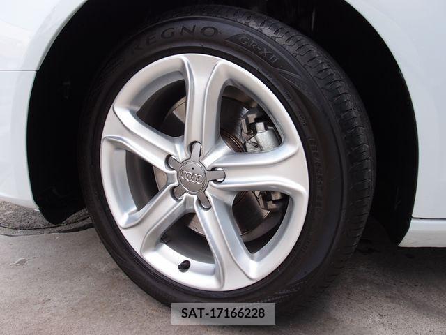 Audi A4 2015-02 214238-3