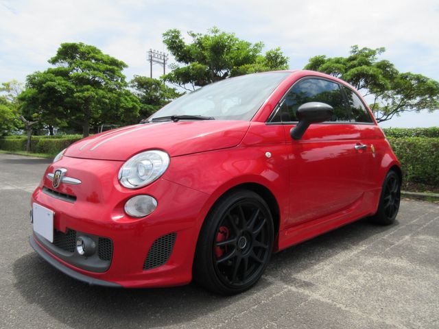Abarth 695 2011-12 5571-0